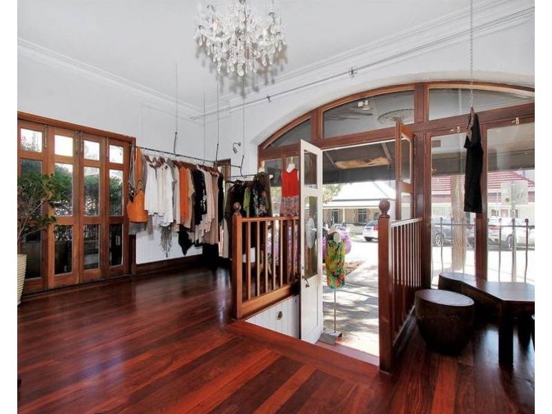 1/17 Essex Street, Fremantle WA 6160