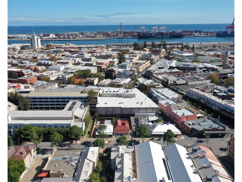 1/17 Essex Street, Fremantle WA 6160