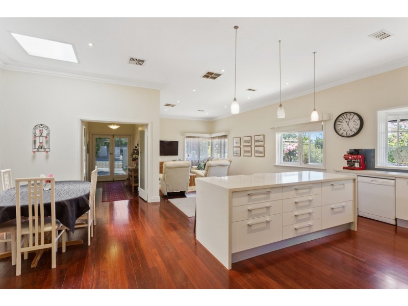 69 Hobbs Avenue, Como WA 6152