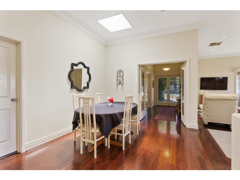 69 Hobbs Avenue, Como WA 6152