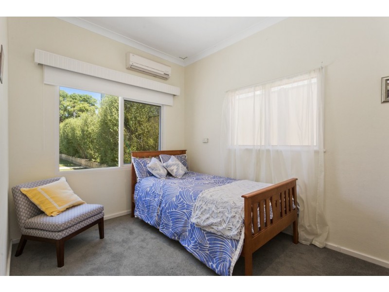 69 Hobbs Avenue, Como WA 6152