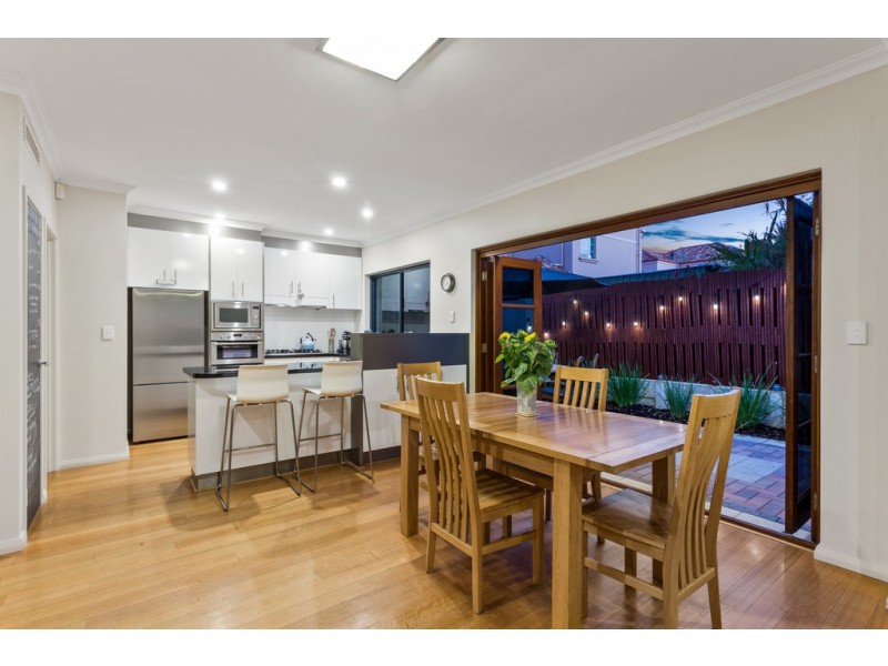 3/125 Hensman, South Perth WA 6151