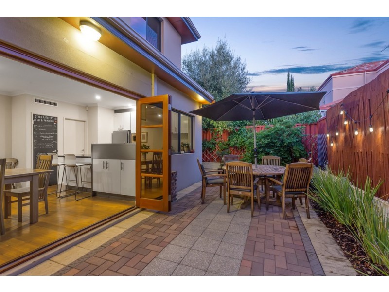 3/125 Hensman, South Perth WA 6151