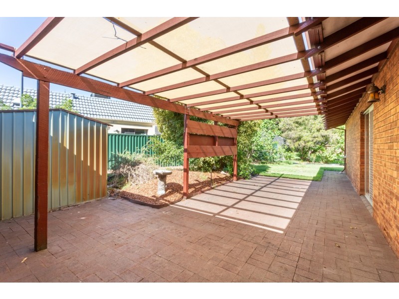 20 Regency Drive, Thornlie WA 6108