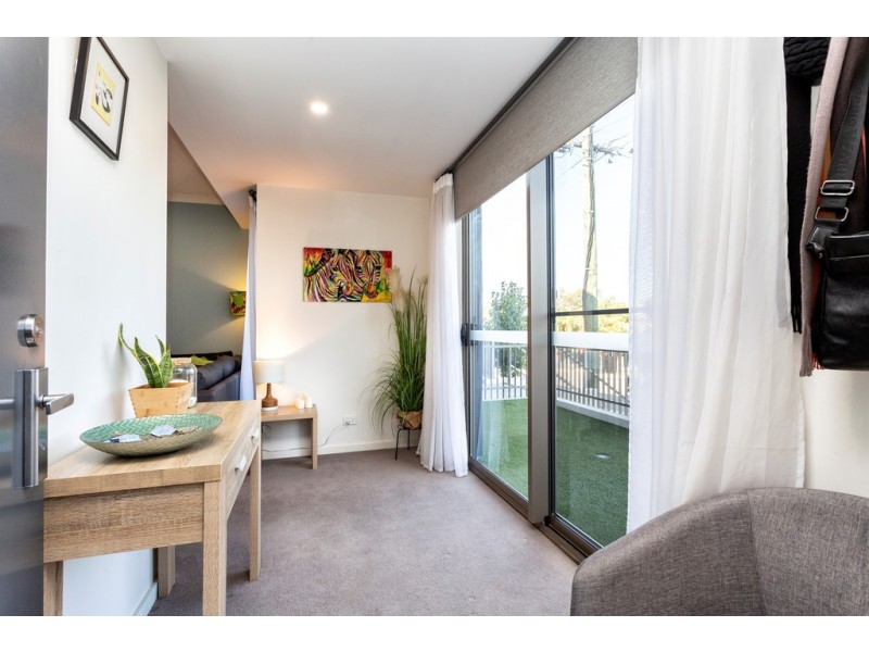 2/15 Leonard Street, Victoria Park WA 6100