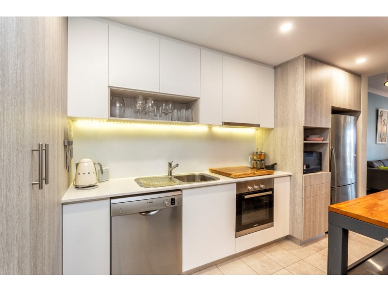 2/15 Leonard Street, Victoria Park WA 6100