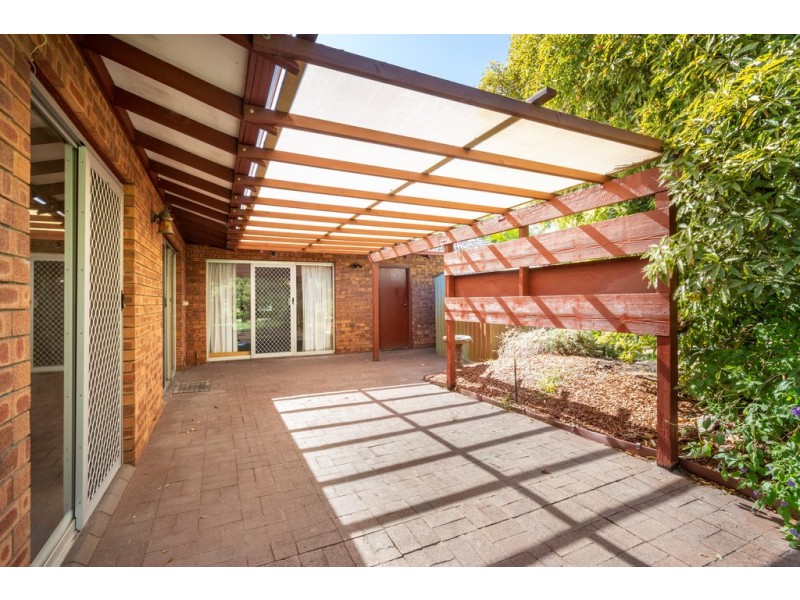 20 Regency Drive, Thornlie WA 6108