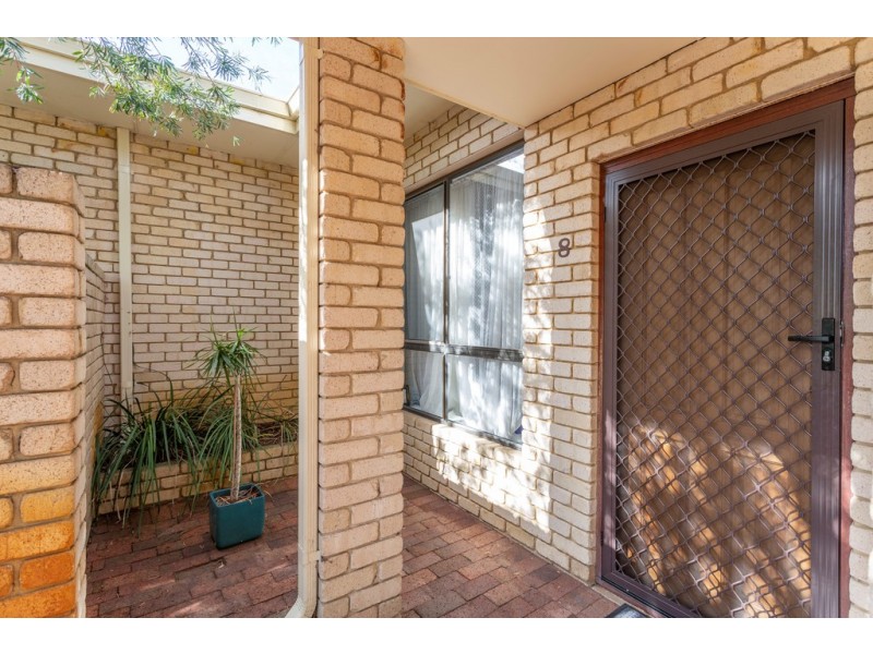 8/29 Chetwynd Way, Booragoon WA 6154