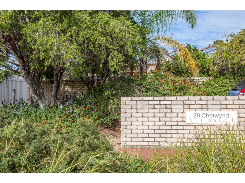 8/29 Chetwynd Way, Booragoon WA 6154