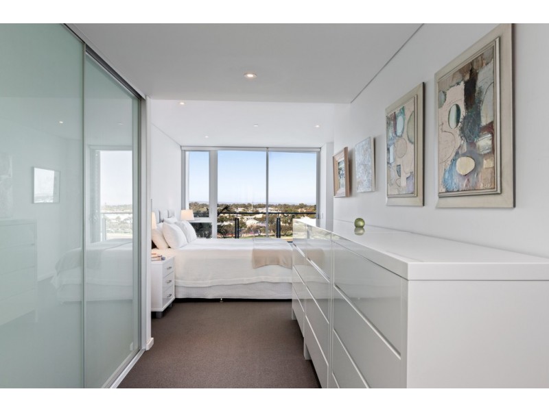 902/3 Marco Polo Drive, Mandurah WA 6210