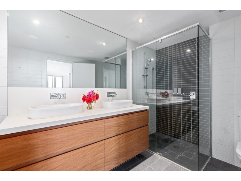 902/3 Marco Polo Drive, Mandurah WA 6210