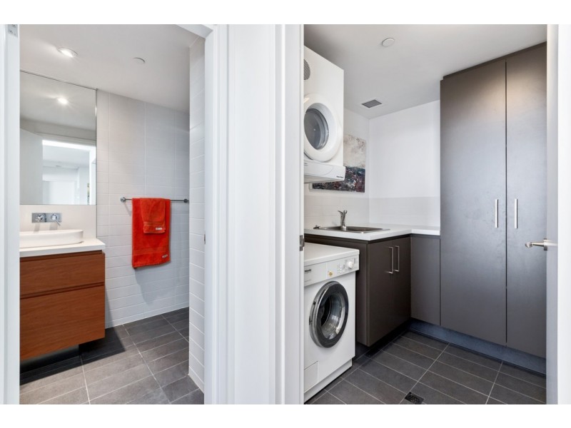 902/3 Marco Polo Drive, Mandurah WA 6210