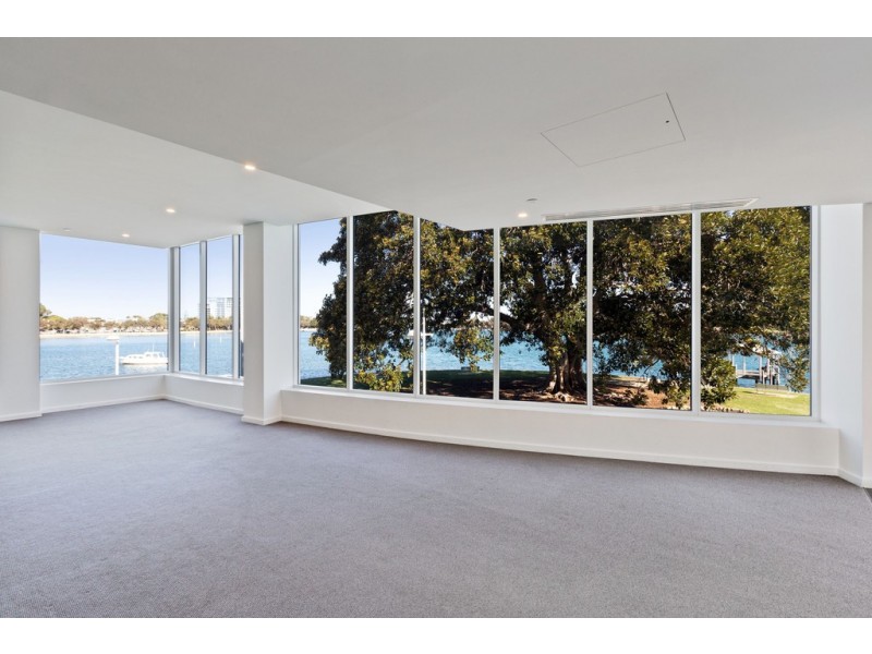 902/3 Marco Polo Drive, Mandurah WA 6210