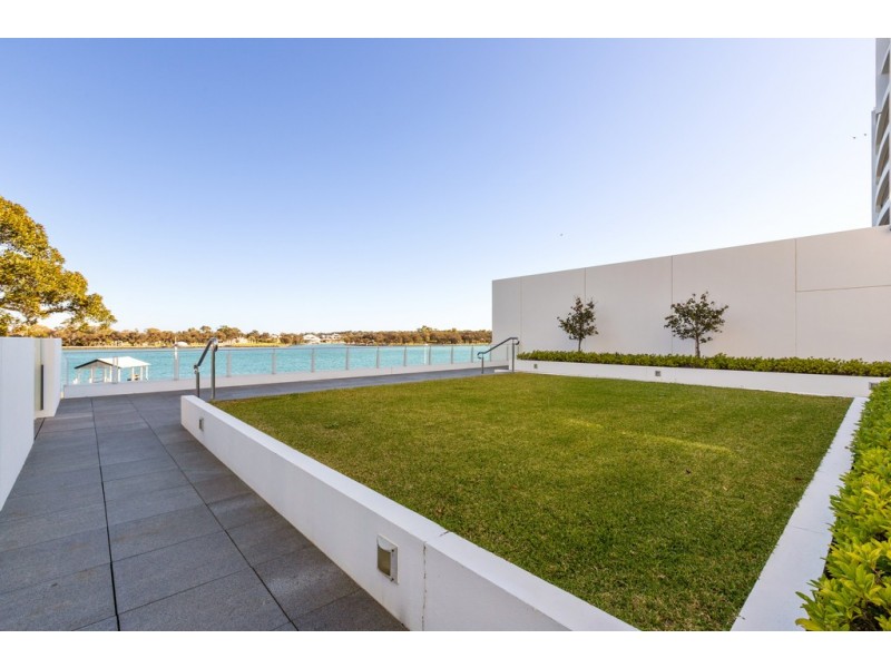 902/3 Marco Polo Drive, Mandurah WA 6210