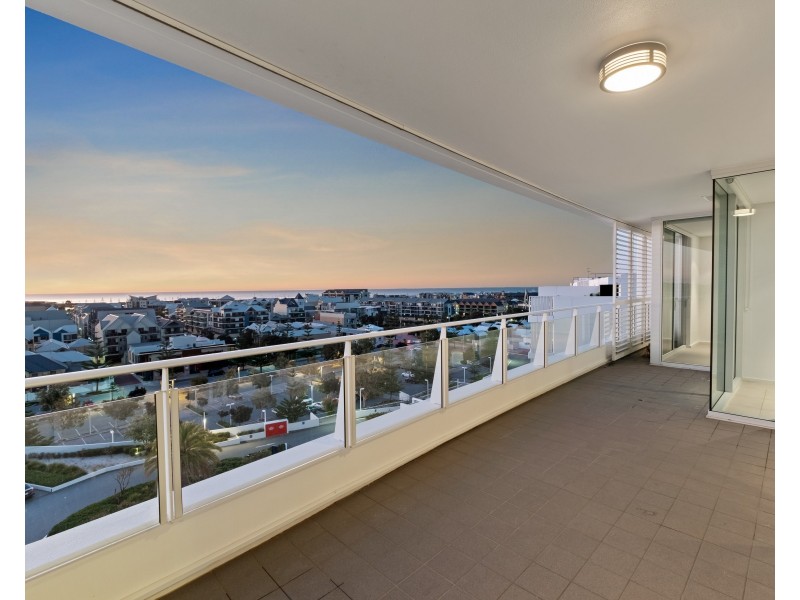 906/3 Marco Polo Drive, Mandurah WA 6210