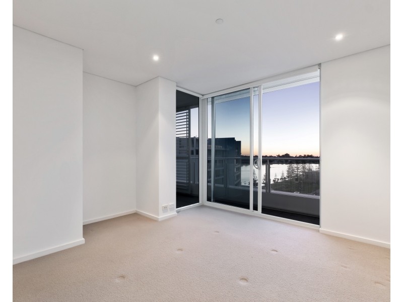 906/3 Marco Polo Drive, Mandurah WA 6210