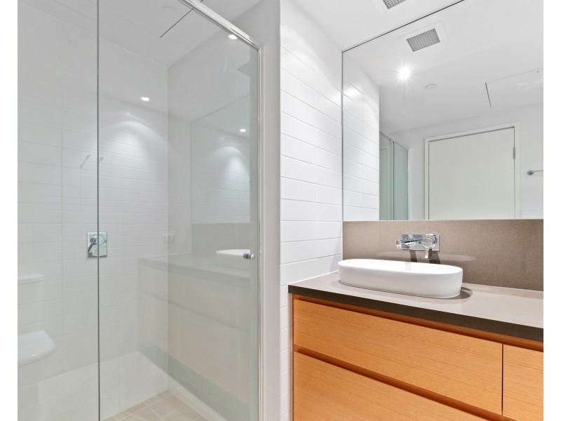 906/3 Marco Polo Drive, Mandurah WA 6210