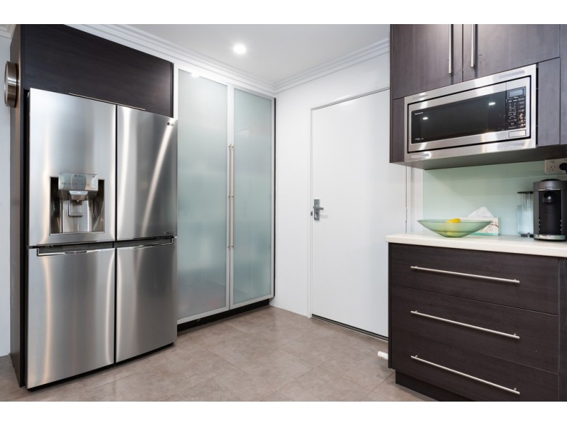 15 Halcyon Way, Atwell WA 6164