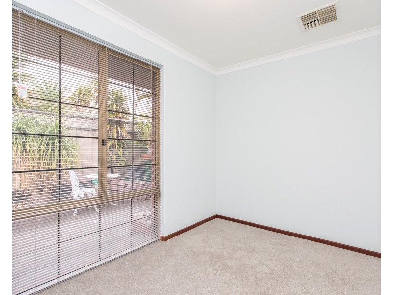 459A Riverton Drive East, Riverton WA 6148