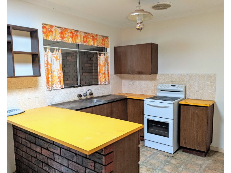 4 Passiflora Drive, Forrestfield WA 6058