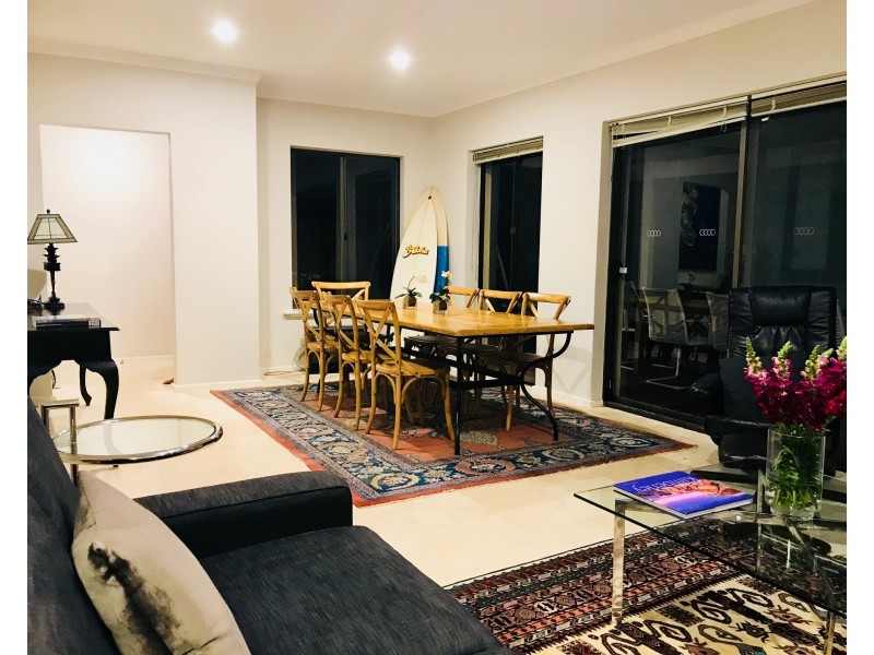 1/2 Melvista Avenue, Claremont WA 6010