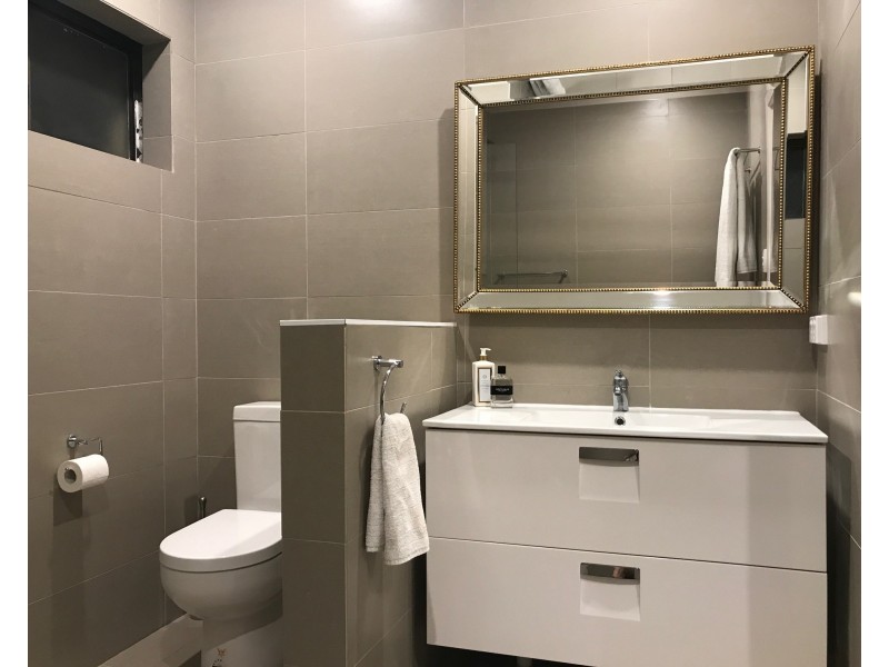 1/2 Melvista Avenue, Claremont WA 6010