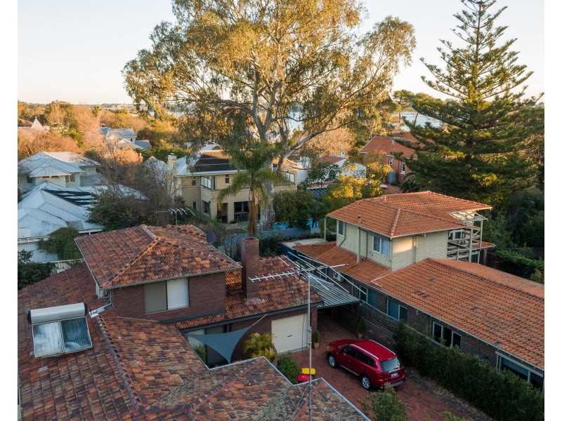 1/2 Melvista Avenue, Claremont WA 6010