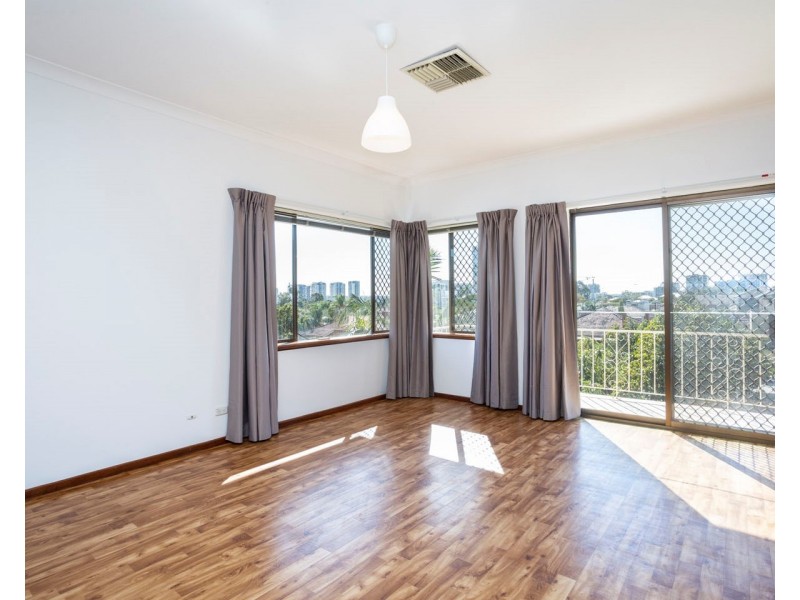 30 Enfield Street, Lathlain WA 6100