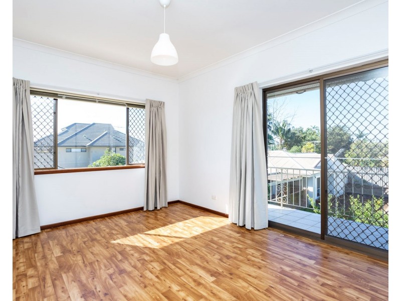 30 Enfield Street, Lathlain WA 6100