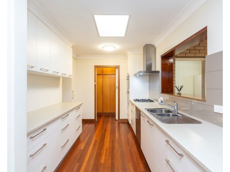 27 Wyndham Street, St James WA 6102