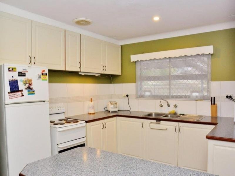 29 Wyndham Street, St James WA 6102