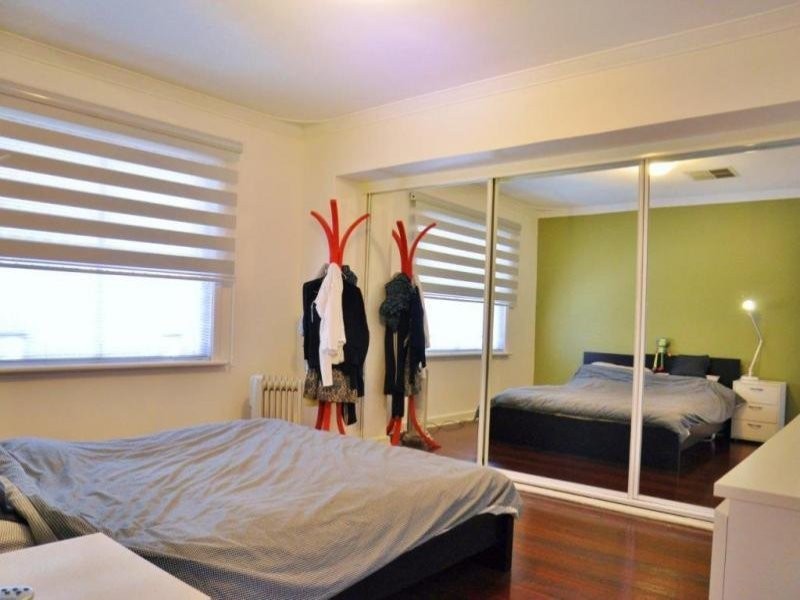 29 Wyndham Street, St James WA 6102