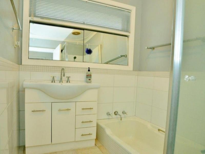 29 Wyndham Street, St James WA 6102