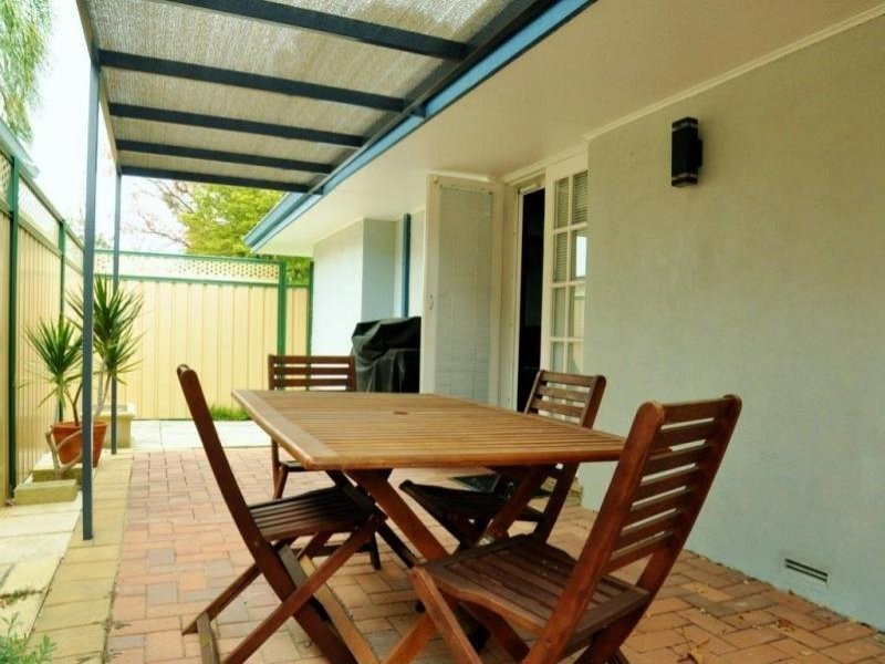 29 Wyndham Street, St James WA 6102