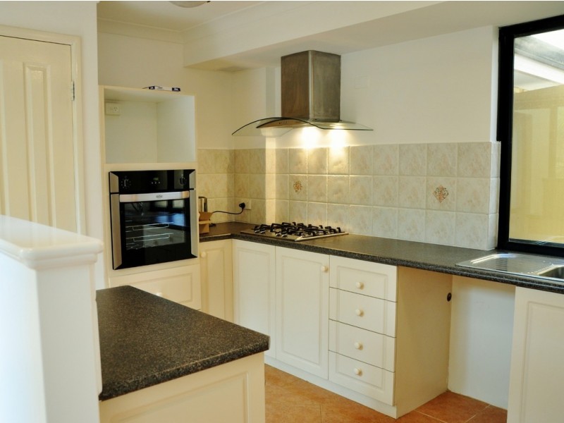 60D Teague Street, Victoria Park WA 6100