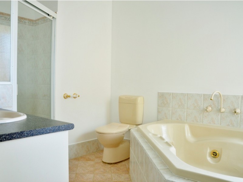 60D Teague Street, Victoria Park WA 6100