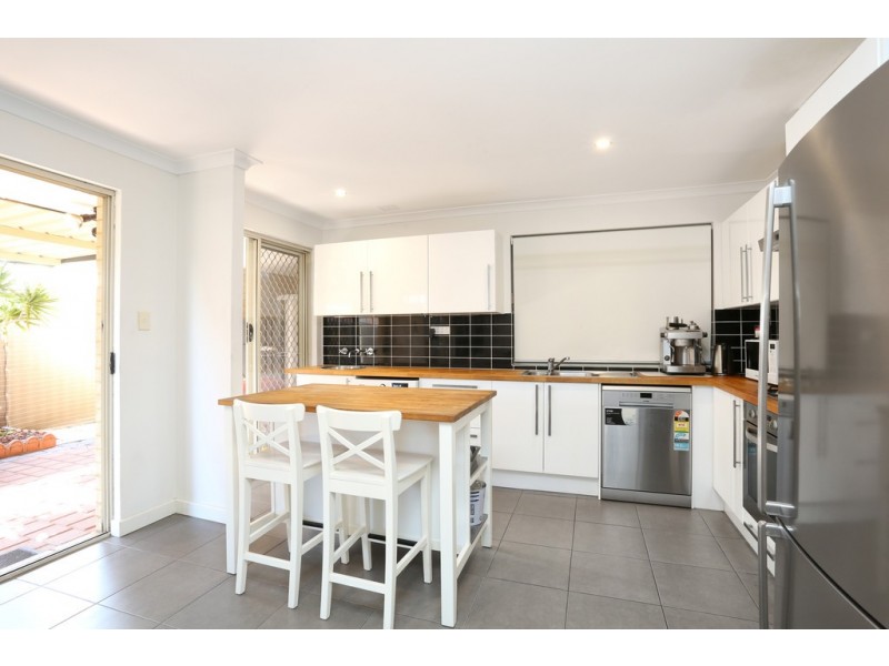 6/83 Coolgardie Street, St James WA 6102