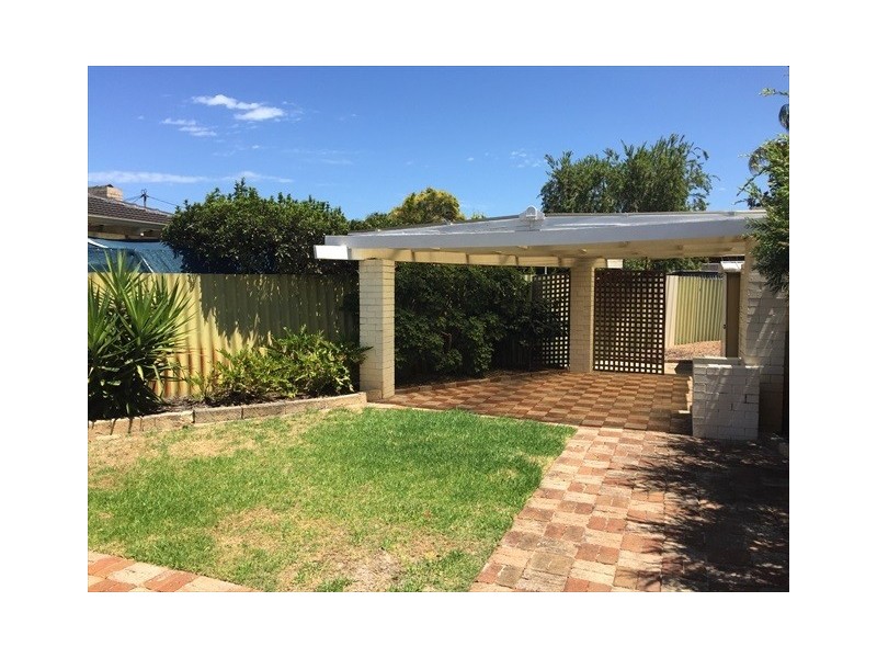 1 Greenside Street, Dianella WA 6059