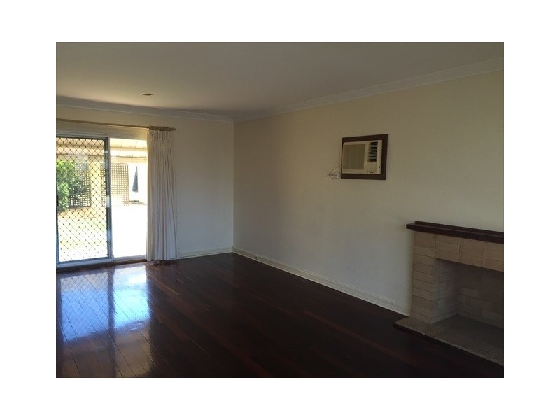 1 Greenside Street, Dianella WA 6059