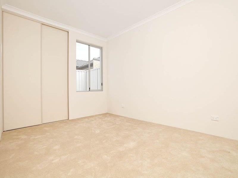 3/15 Doust Street, Cannington WA 6107