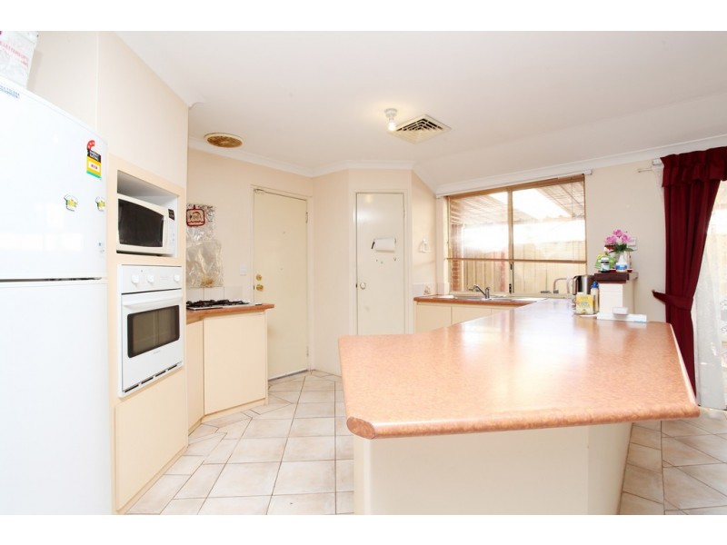 71 Jupiter Street, Carlisle WA 6101