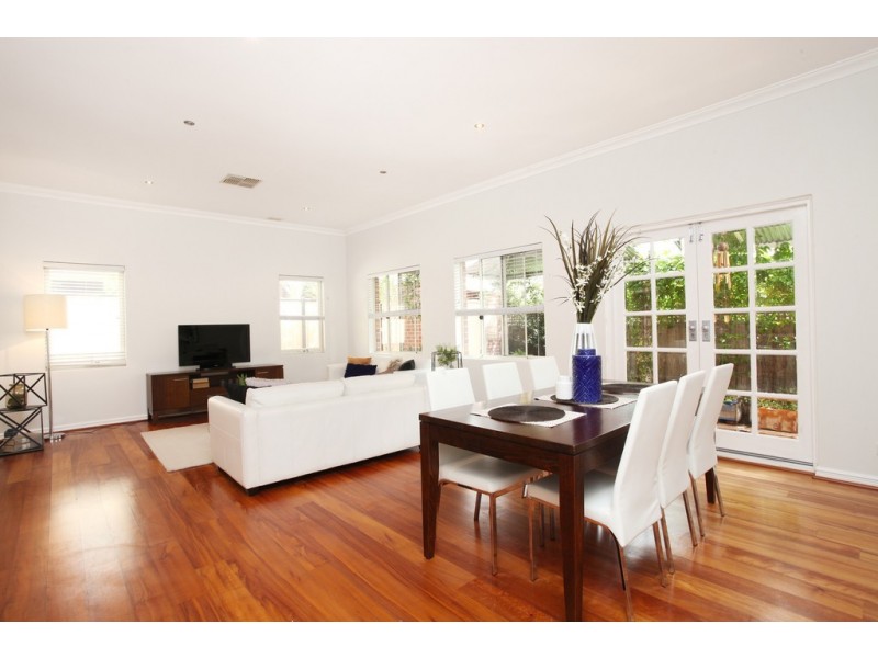 13 Sunbury Road, Victoria Park WA 6100