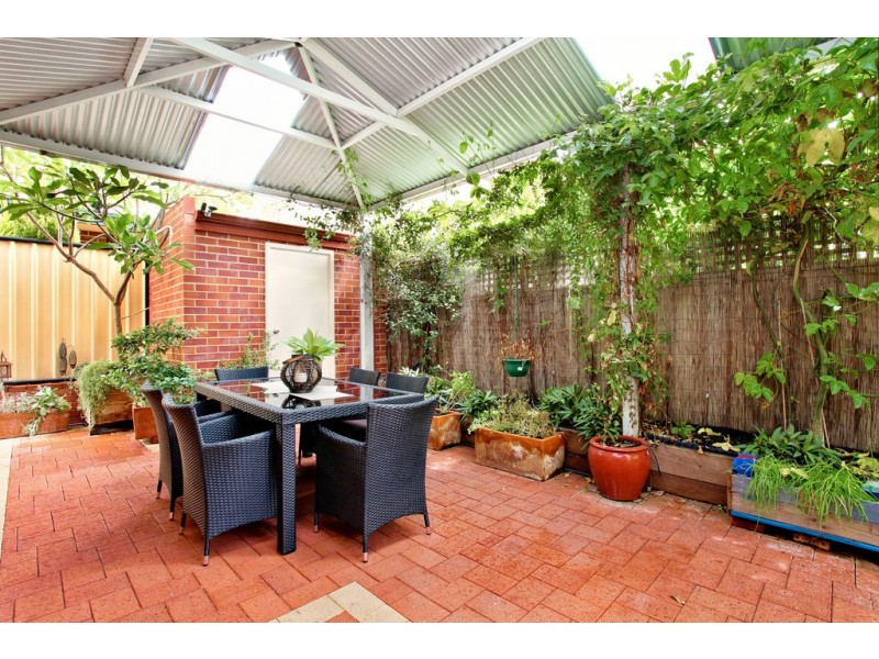 13 Sunbury Road, Victoria Park WA 6100