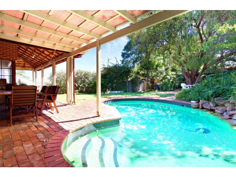 28 Fourth Avenue, Kensington WA 6151