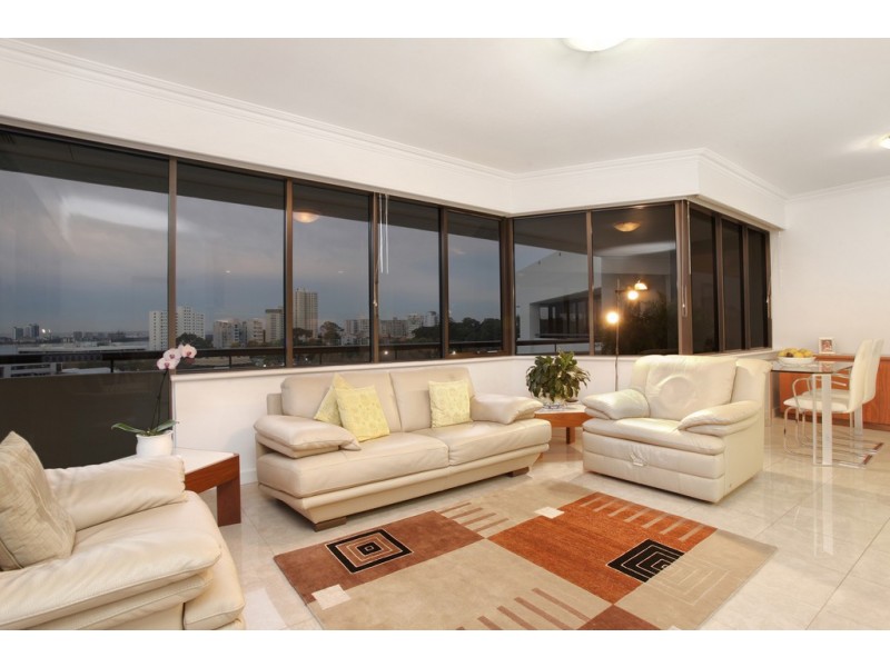 10/9 Bowman Street, South Perth WA 6151