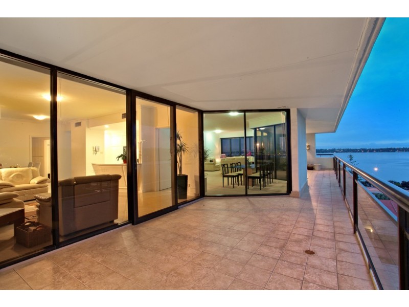 10/9 Bowman Street, South Perth WA 6151