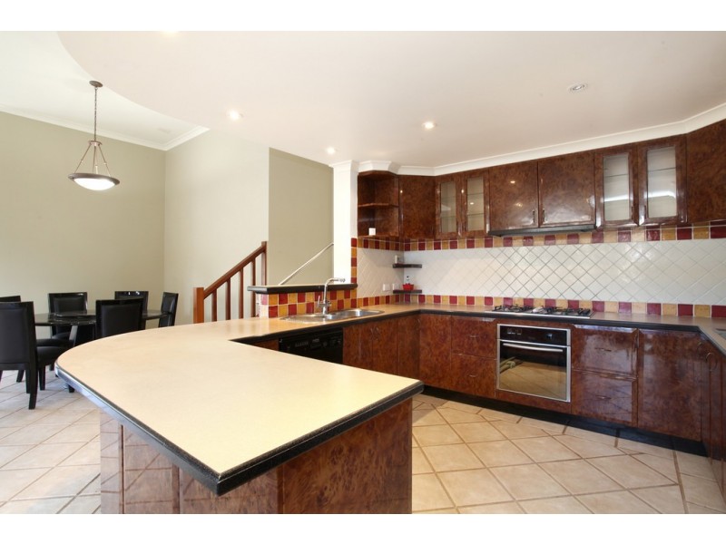 14 Mofflyn Circle, East Victoria Park WA 6101