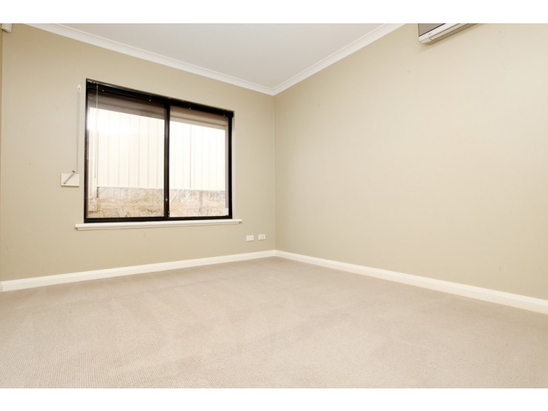 14 Mofflyn Circle, East Victoria Park WA 6101