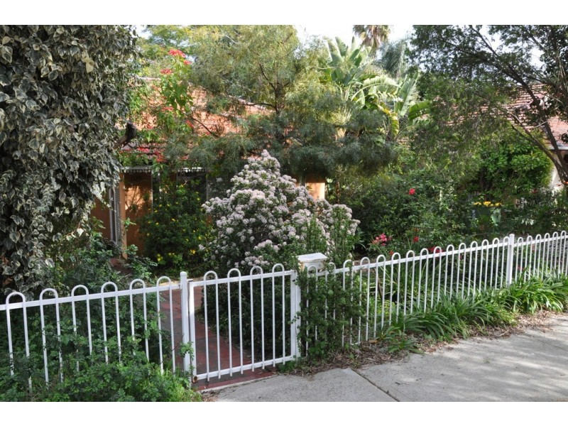 109 Lansdowne Road, Kensington WA 6151