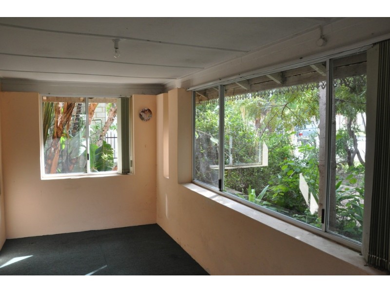 109 Lansdowne Road, Kensington WA 6151